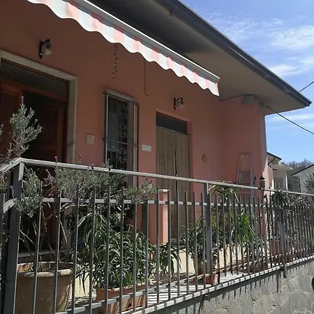 Apartman L' Ulivo San Benedetto (Liguria)